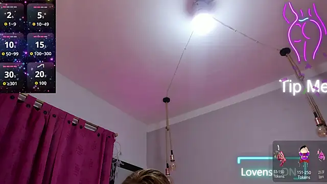 Snapshot of Alicedavies_ chatting on December 15, 2025, 10:37 pm Alicedavies online show from December 15, 2025, 10:37 pm