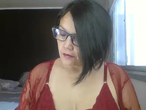 Snapshot of SHAMELESSLY_HOT chatting on March 25, 2026, 1:43 pm SHAMELESSLY HOT online show from March 25, 2026, 1:43 pm