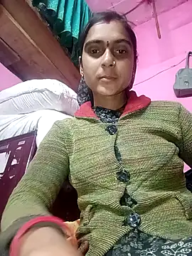 Snapshot of Cutsedi83 chatting on December 14, 2025, 2:07 am Cutsedi83 online show from December 14, 2025, 2:07 am