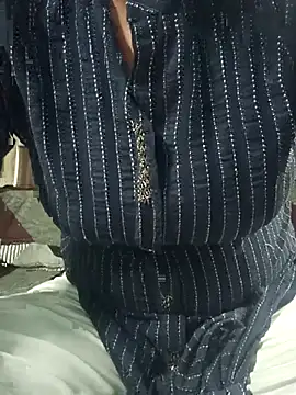 teena-11 online show from February 16, 2026, 3:54 pm