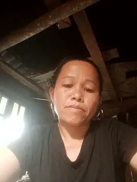 Snapshot of _CTMay_77 chatting on April 7, 2026, 9:33 am CTMay 77 online show from April 7, 2026, 9:33 am