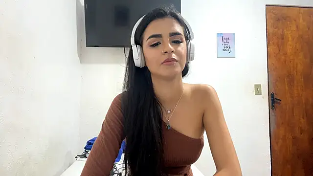 Snapshot of HildredPippert chatting on December 14, 2025, 3:24 am HildredPippert online show from December 14, 2025, 3:24 am