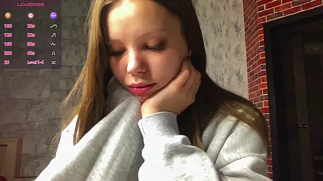 Cara Sweet1 online show from May 3, 2026, 5:38 pm