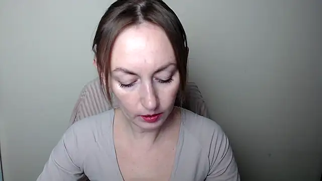 LiaSeass  online show from March 13, 2026, 1:05 pm