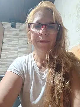 Snapshot of cari75 chatting on June 13, 2026, 8:01 am cari75 online show from June 13, 2026, 8:01 am