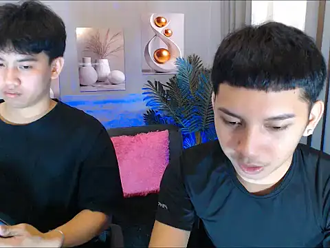 dylan hardfucker online show from February 16, 2026, 2:16 pm