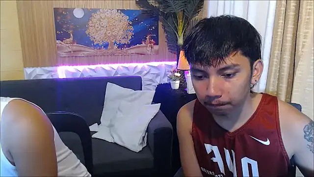 dylan hardfucker online show from January 18, 2026, 5:27 pm