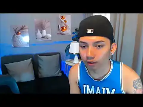 dylan hardfucker online show from February 22, 2026, 12:51 pm