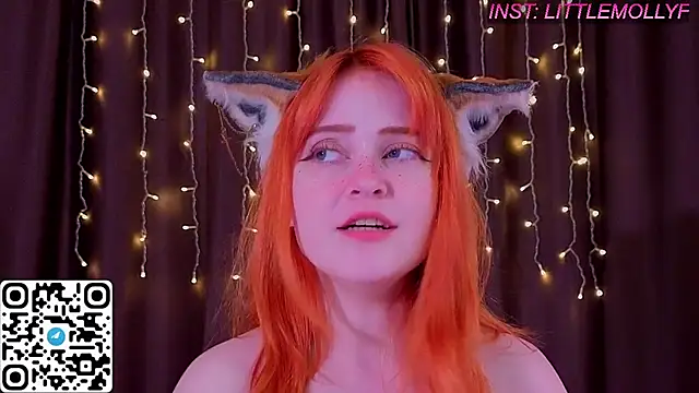 LittleFoxHole online show from June 27, 2026, 1:44 am