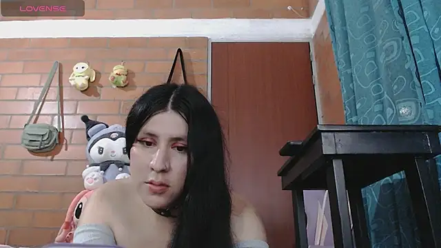 PIAHOTCANDY online show from April 1, 2026, 12:24 am