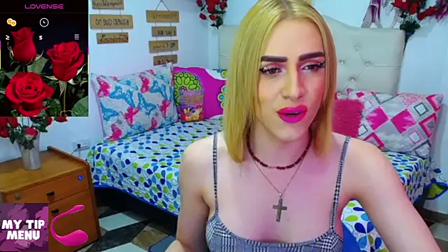 Snapshot of golden_girl01 chatting on March 8, 2026, 6:11 pm golden girl01 online show from March 8, 2026, 6:11 pm