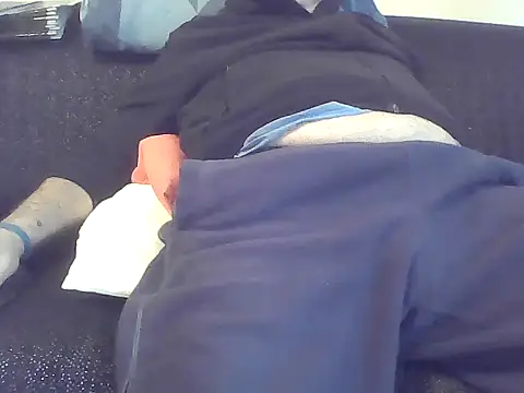 csikar online show from December 16, 2025, 11:14 am