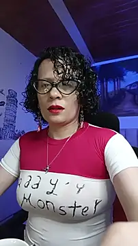 Snapshot of Daneshka_red chatting on December 16, 2025, 2:38 am Daneshka red online show from December 16, 2025, 2:38 am