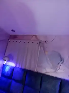 Victoria01  online show from February 3, 2026, 2:53 am