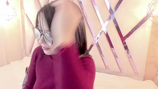 Snapshot of Lovely-martina chatting on February 24, 2026, 6:31 pm Lovely-martina online show from February 24, 2026, 6:31 pm