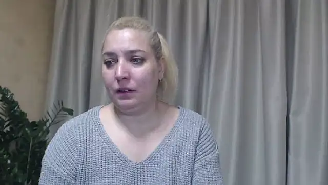 sweetpussy13 online show from October 28, 2025, 7:18 am