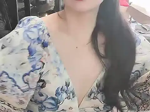 Snapshot of lisachen13 chatting on December 15, 2025, 7:03 am lisachen13 online show from December 15, 2025, 7:03 am