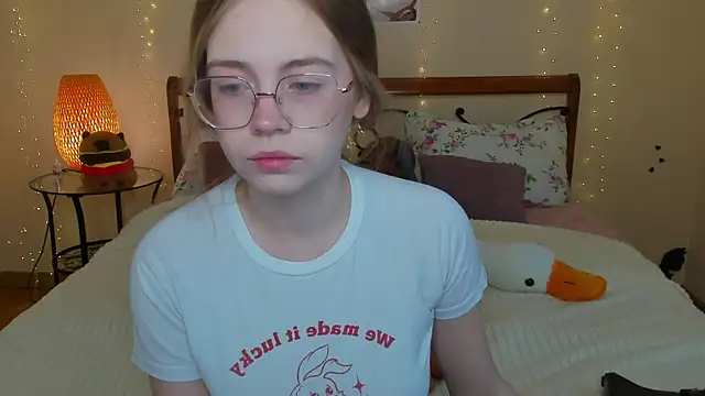 Snapshot of miya_soft chatting on May 19, 2026, 1:32 am miya soft online show from May 19, 2026, 1:32 am