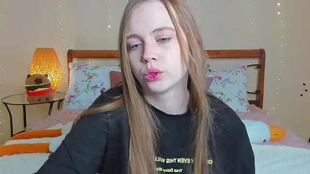 Snapshot of miya_soft chatting on June 21, 2026, 1:33 am miya soft online show from June 21, 2026, 1:33 am