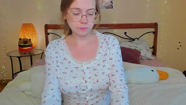 Snapshot of miya_soft chatting on July 3, 2026, 1:45 am miya soft online show from July 3, 2026, 1:45 am