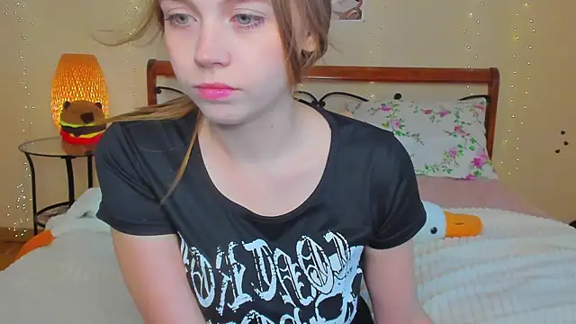 Snapshot of miya_soft chatting on July 23, 2026, 1:58 am miya soft online show from July 23, 2026, 1:58 am
