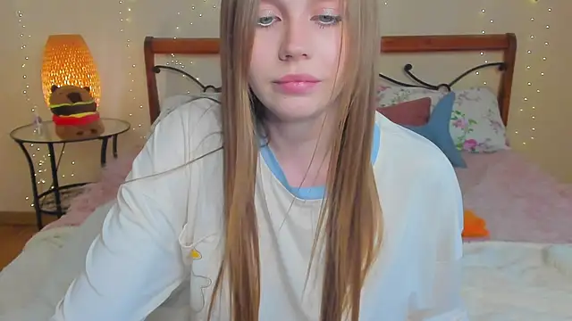 Snapshot of miya_soft chatting on June 5, 2026, 6:52 am miya soft online show from June 5, 2026, 6:52 am