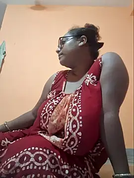 Snapshot of MISTI_KOLK chatting on July 5, 2026, 3:44 am MISTI KOLK online show from July 5, 2026, 3:44 am