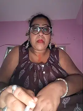 Snapshot of MISTI_KOLK chatting on July 9, 2026, 10:37 am MISTI KOLK online show from July 9, 2026, 10:37 am