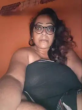 Snapshot of MISTI_KOLK chatting on July 6, 2026, 6:20 am MISTI KOLK online show from July 6, 2026, 6:20 am