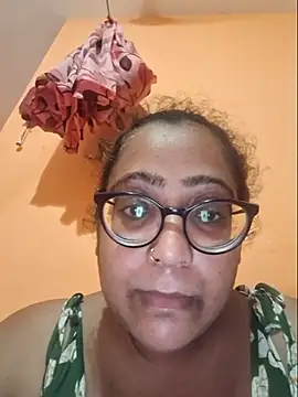 Snapshot of MISTI_KOLK chatting on August 4, 2026, 6:18 am MISTI KOLK online show from August 4, 2026, 6:18 am