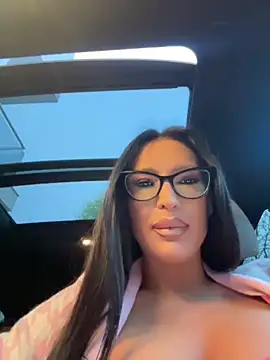 AstridVex online show from April 24, 2026, 3:19 am