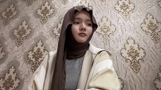 Snapshot of Katepleaurxo chatting on December 14, 2025, 11:49 am Katepleaurxo online show from December 14, 2025, 11:49 am