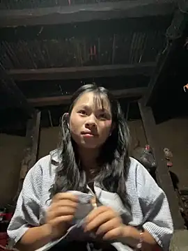 Snapshot of Nika-be chatting on December 14, 2025, 9:15 am Nika-be online show from December 14, 2025, 9:15 am