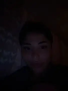 SilkyMira online show from May 13, 2026, 6:04 pm
