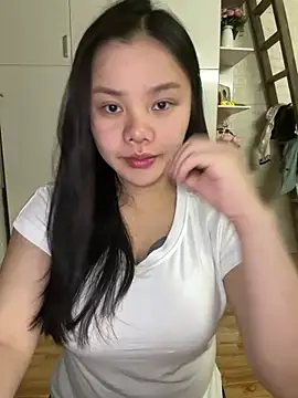 Snapshot of leo-kitty chatting on March 9, 2026, 3:04 pm leo-kitty online show from March 9, 2026, 3:04 pm