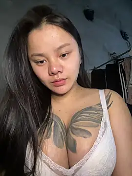 Snapshot of leo-kitty chatting on March 21, 2026, 8:13 pm leo-kitty online show from March 21, 2026, 8:13 pm