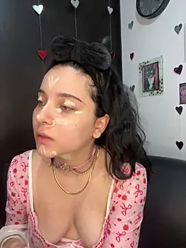 Missvalery online show from February 9, 2026, 7:23 pm