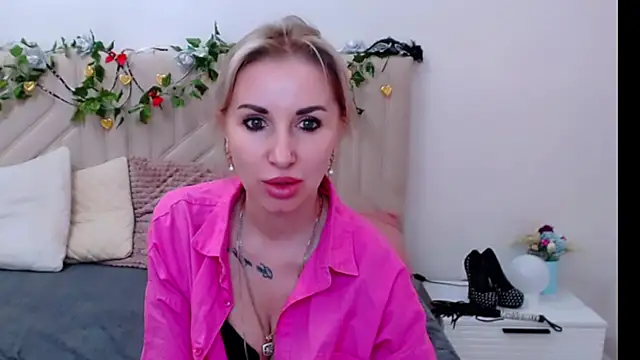 Hanna--Sweet online show from March 15, 2026, 1:29 pm