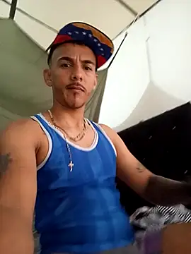 Snapshot of Marshallbronnxx chatting on April 1, 2026, 9:56 pm Marshallbronnxx online show from April 1, 2026, 9:56 pm