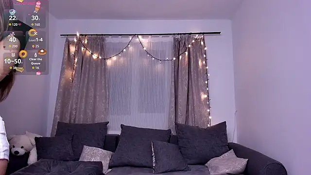 SweetViperr online show from February 5, 2026, 8:15 pm