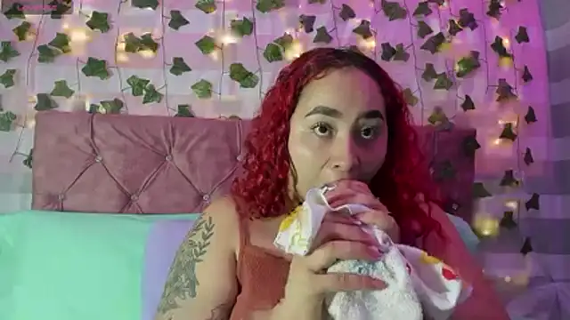 Snapshot of Ayla-marttinez chatting on June 22, 2026, 12:49 am Ayla-marttinez online show from June 22, 2026, 12:49 am