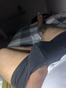 Snapshot of Night_outcam chatting on May 4, 2026, 11:57 am Night outcam online show from May 4, 2026, 11:57 am
