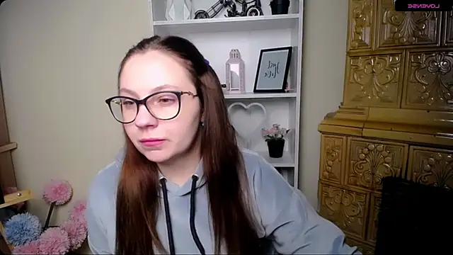 LiliaErmi online show from January 7, 2026, 6:18 am