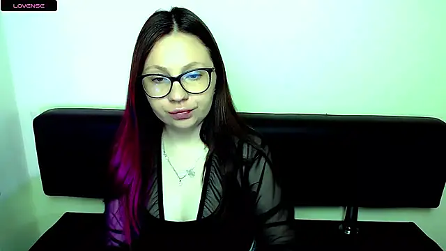Snapshot of LiliaErmi chatting on May 30, 2026, 6:09 am LiliaErmi online show from May 30, 2026, 6:09 am