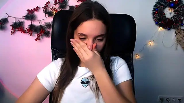 ElissXw online show from December 14, 2025, 8:53 am