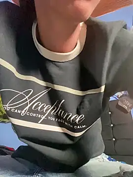 Juan Gomezz26 online show from January 9, 2026, 3:02 am