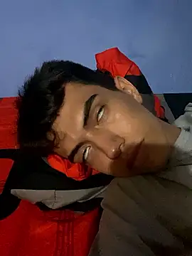 Juan Gomezz26 online show from February 6, 2026, 11:56 pm