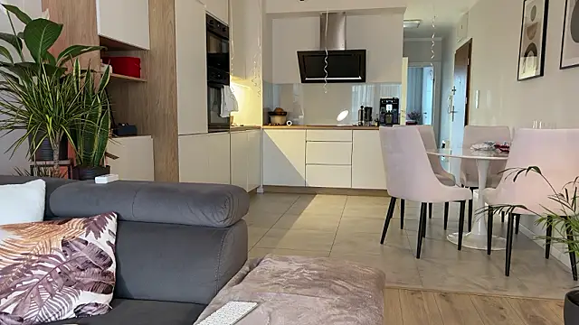 Ann Passion online show from January 15, 2026, 9:12 am