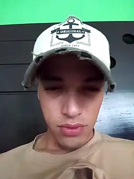 Snapshot of webbblack chatting on December 13, 2025, 8:04 pm webbblack online show from December 13, 2025, 8:04 pm