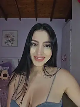 Snapshot of Esmeralda_Rossi chatting on March 8, 2026, 12:27 am Esmeralda Rossi online show from March 8, 2026, 12:27 am